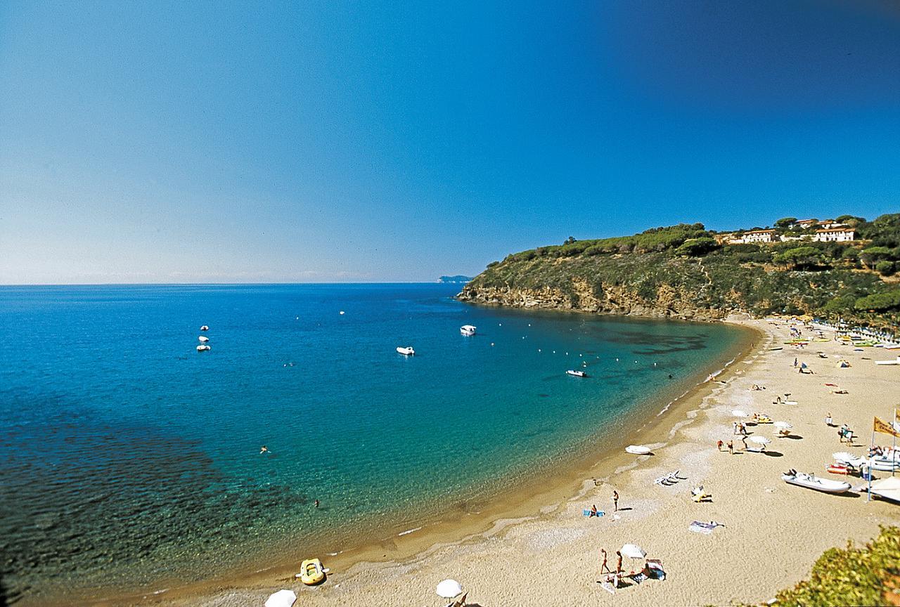 Albatros Aparthotel Capoliveri  Bagian luar foto